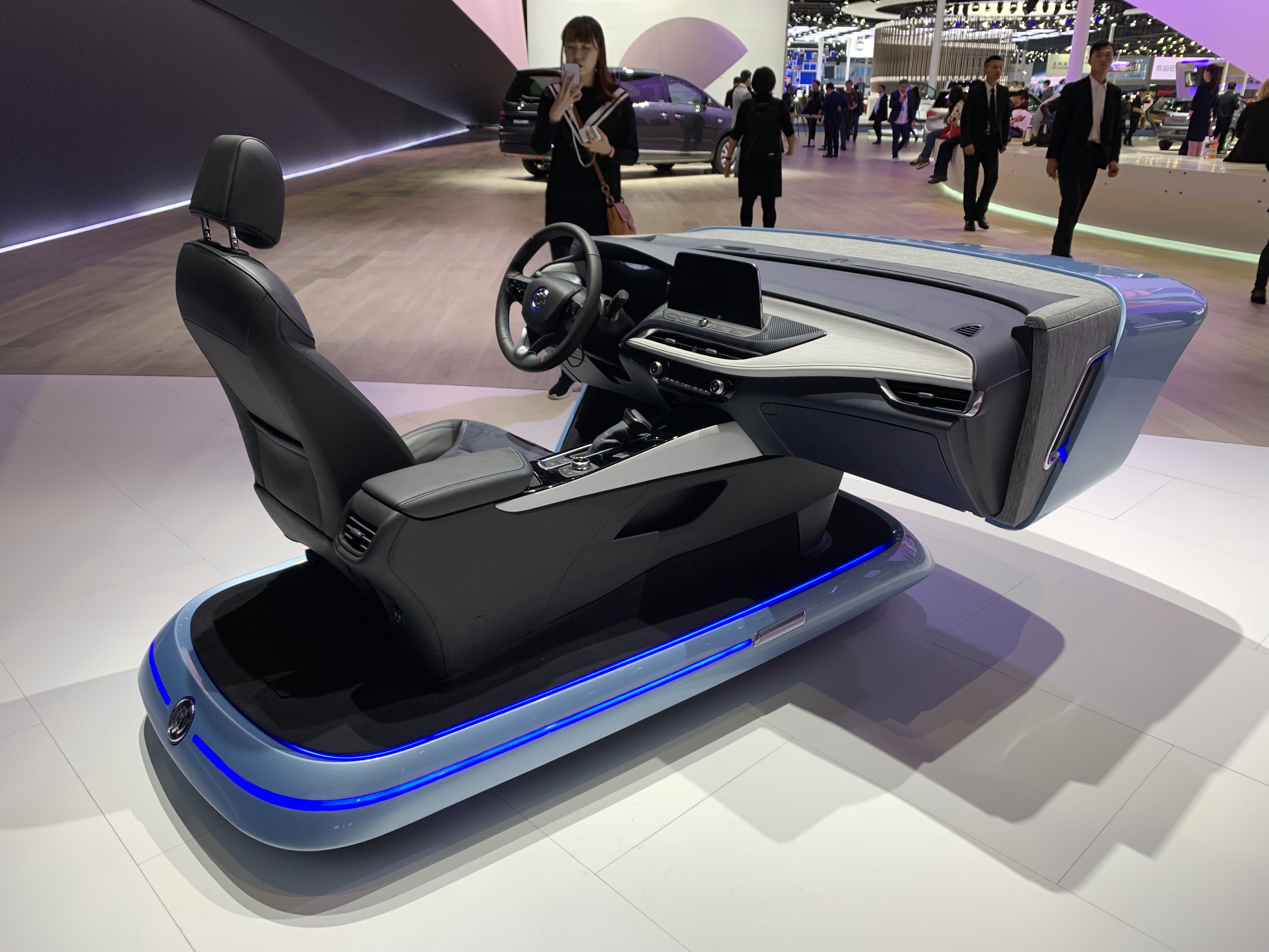 别克Vilite6体验仓 - 智能驾驶体验仓